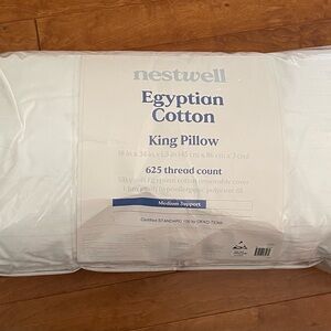 Brand New Nestwell Egyptian Cotton Medium Support Pillow King